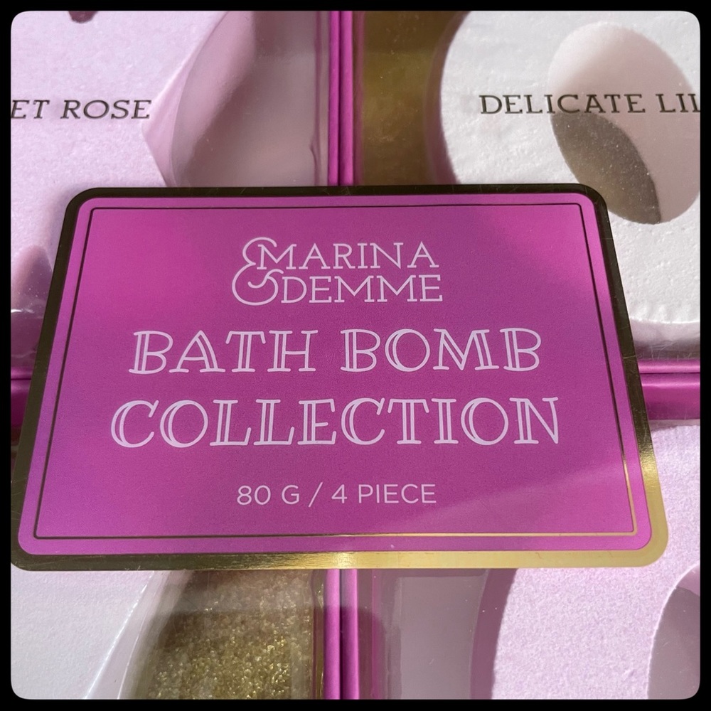 NIB Marina & Demme bath bomb set of four